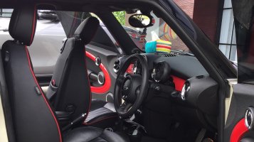 Mobiklin_Interior_Detailing