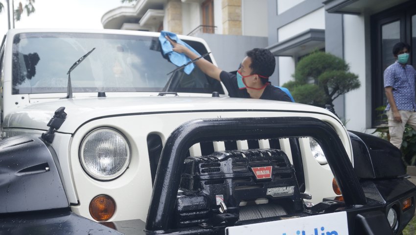 jarang membersihkan mobil dapat membuat mobil cepat rusak.